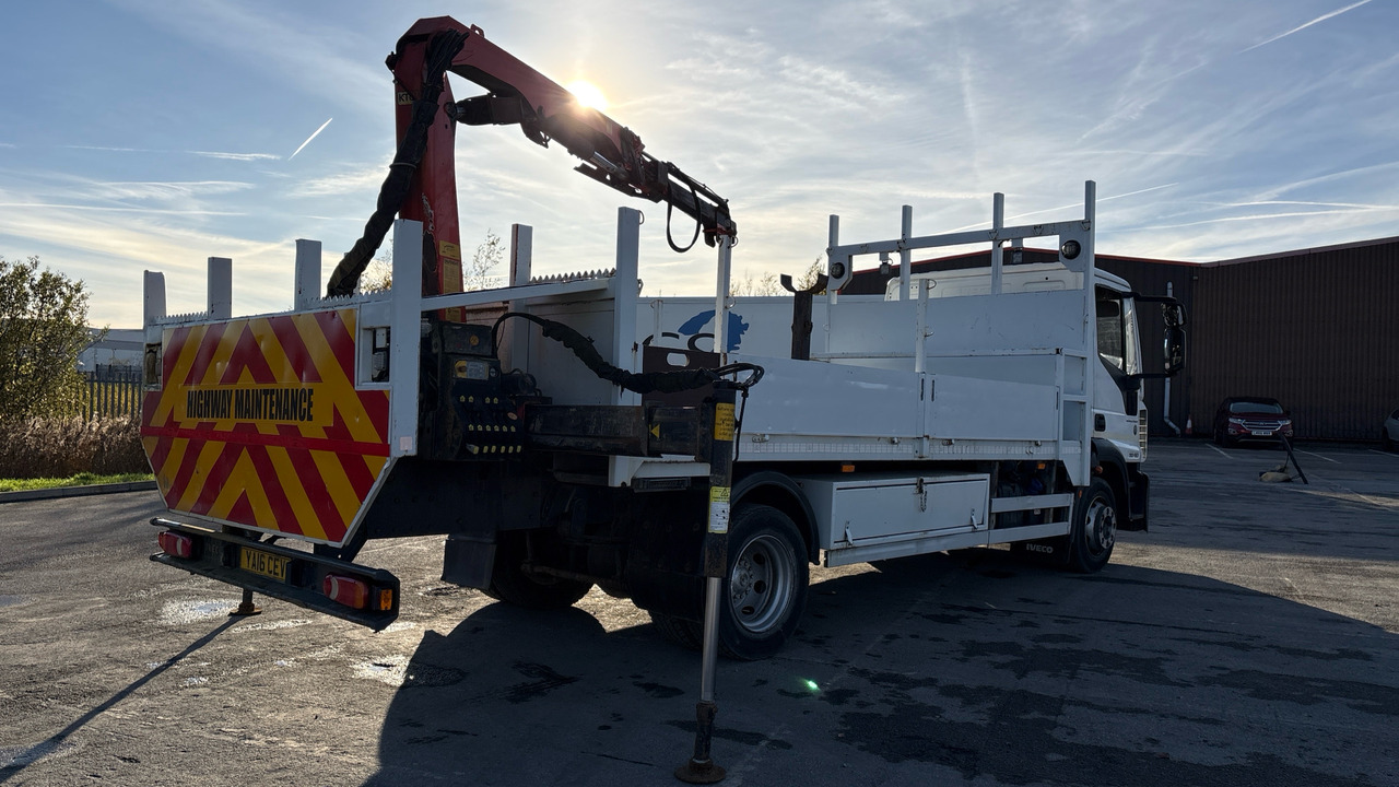 IVECO EUROCARGO 120-190 - شاحنات مسطحة, شاحنة كرين: صور 4 IVECO EUROCARGO 120-190 - شاحنات مسطحة, شاحنة كرين: صور 4