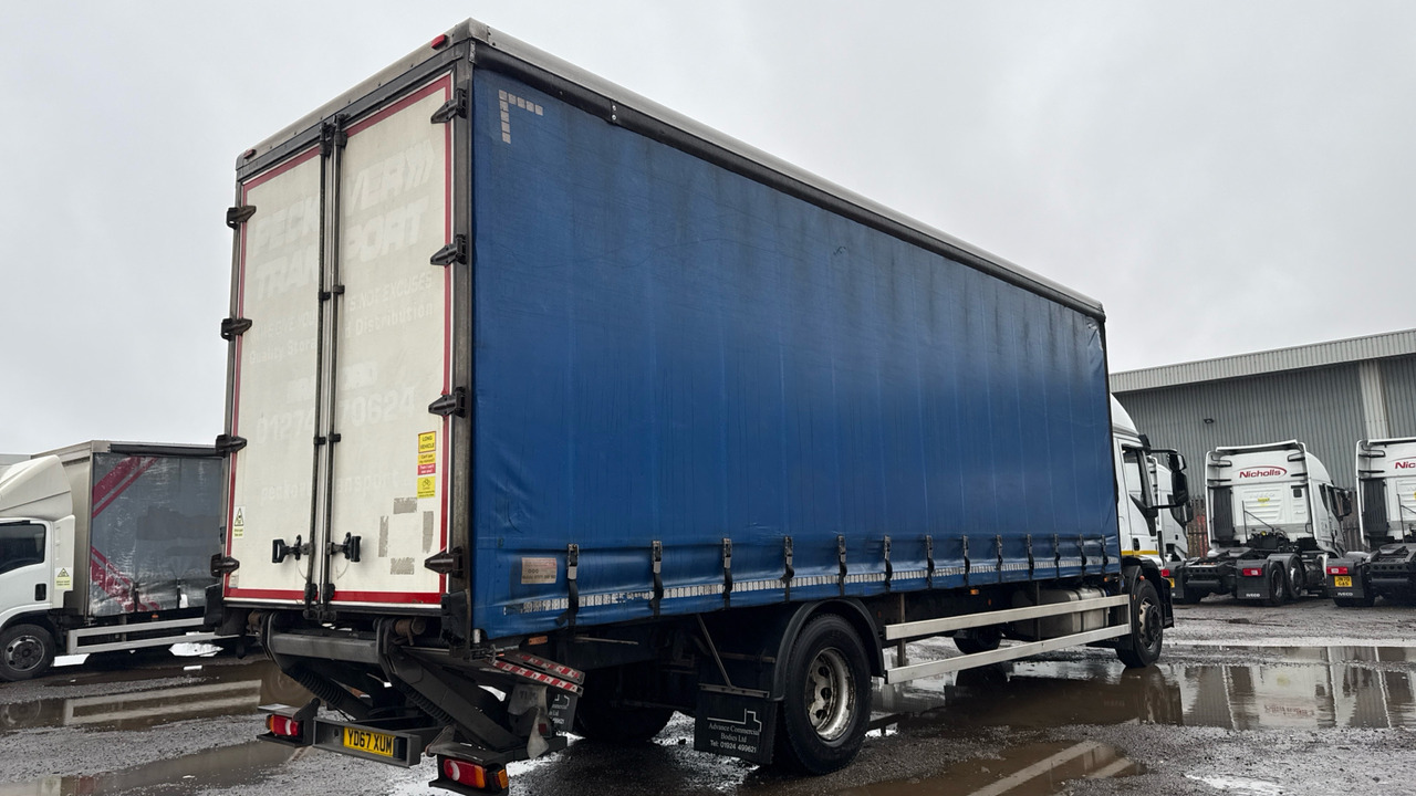 IVECO EUROCARGO 180-250 - شاحنة ستارة: صور 4 IVECO EUROCARGO 180-250 - شاحنة ستارة: صور 4