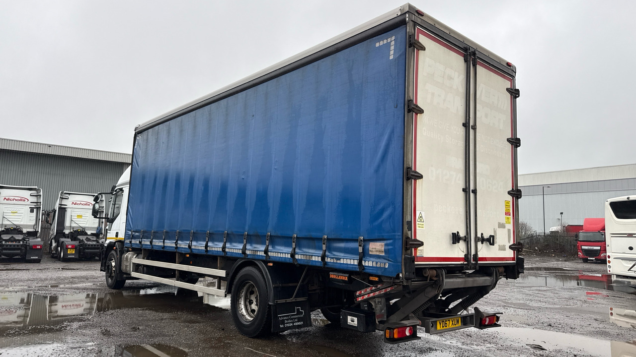 IVECO EUROCARGO 180-250 - شاحنة ستارة: صور 3 IVECO EUROCARGO 180-250 - شاحنة ستارة: صور 3