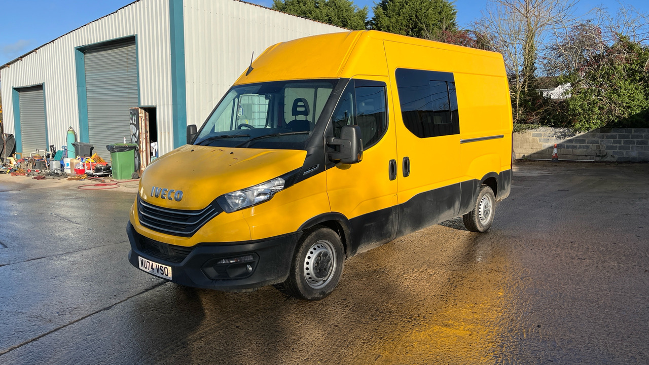 Iveco Daily 35-140 - الشاحنات الصغيرة كابينة مزدوجة: صور 2 Iveco Daily 35-140 - الشاحنات الصغيرة كابينة مزدوجة: صور 2