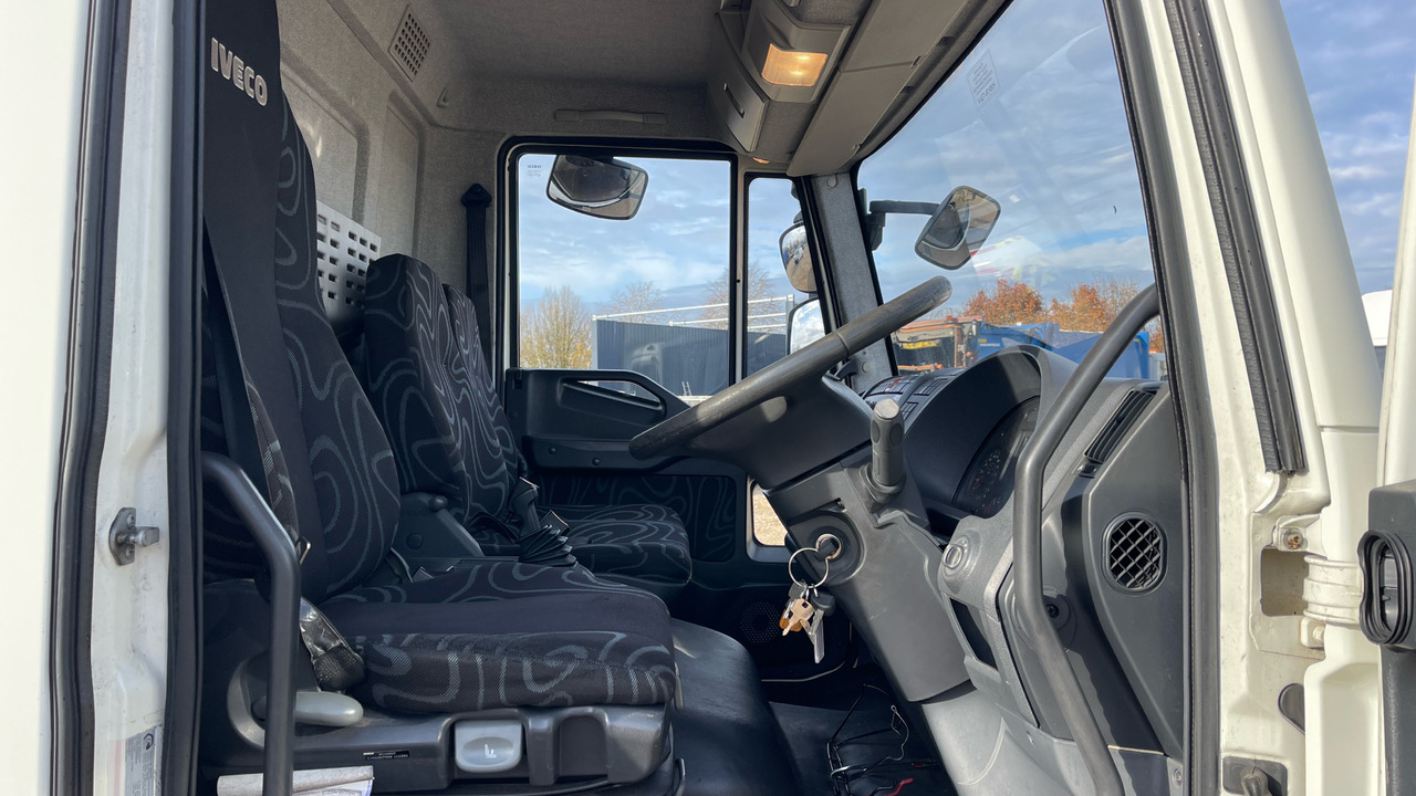 Iveco Eurocargo 110E21 - شاحنة ستارة: صور 5 Iveco Eurocargo 110E21 - شاحنة ستارة: صور 5