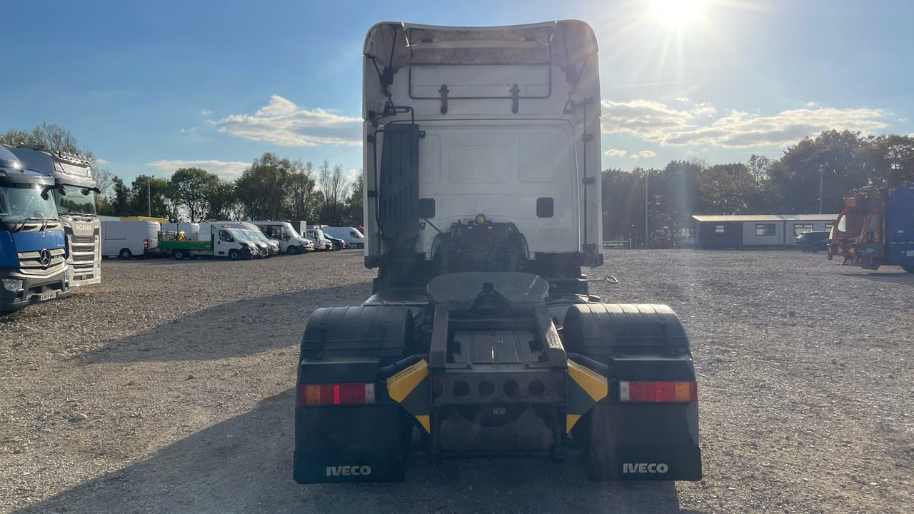 شاحنة جرار Iveco Stralis 460: صور 10