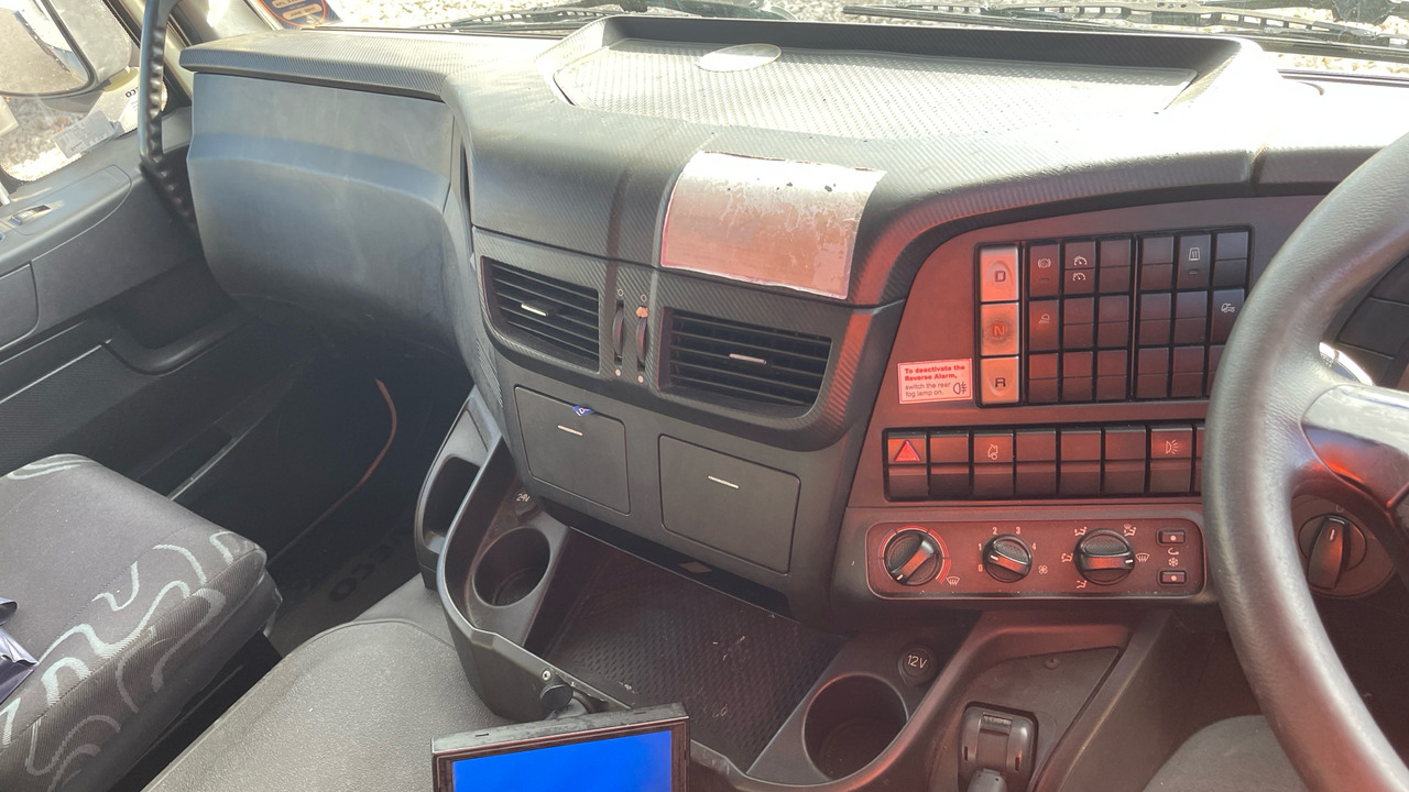 شاحنة جرار Iveco Stralis 460: صور 7
