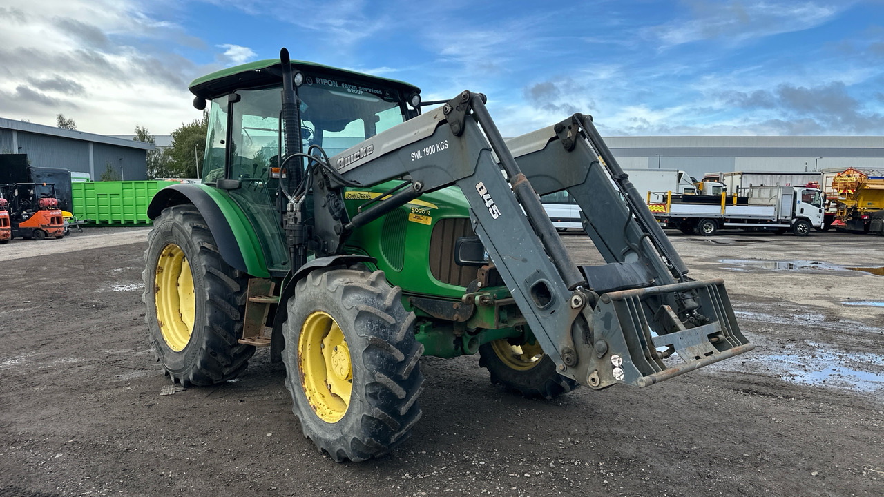 JOHN DEERE 5090R - جرار: صور 1 JOHN DEERE 5090R - جرار: صور 1