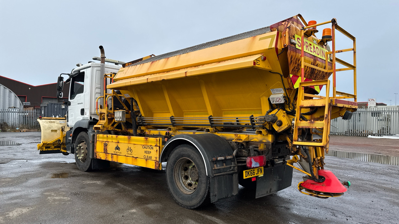 MAN TGM 18.250 - جرافة ثلج: صور 3 MAN TGM 18.250 - جرافة ثلج: صور 3