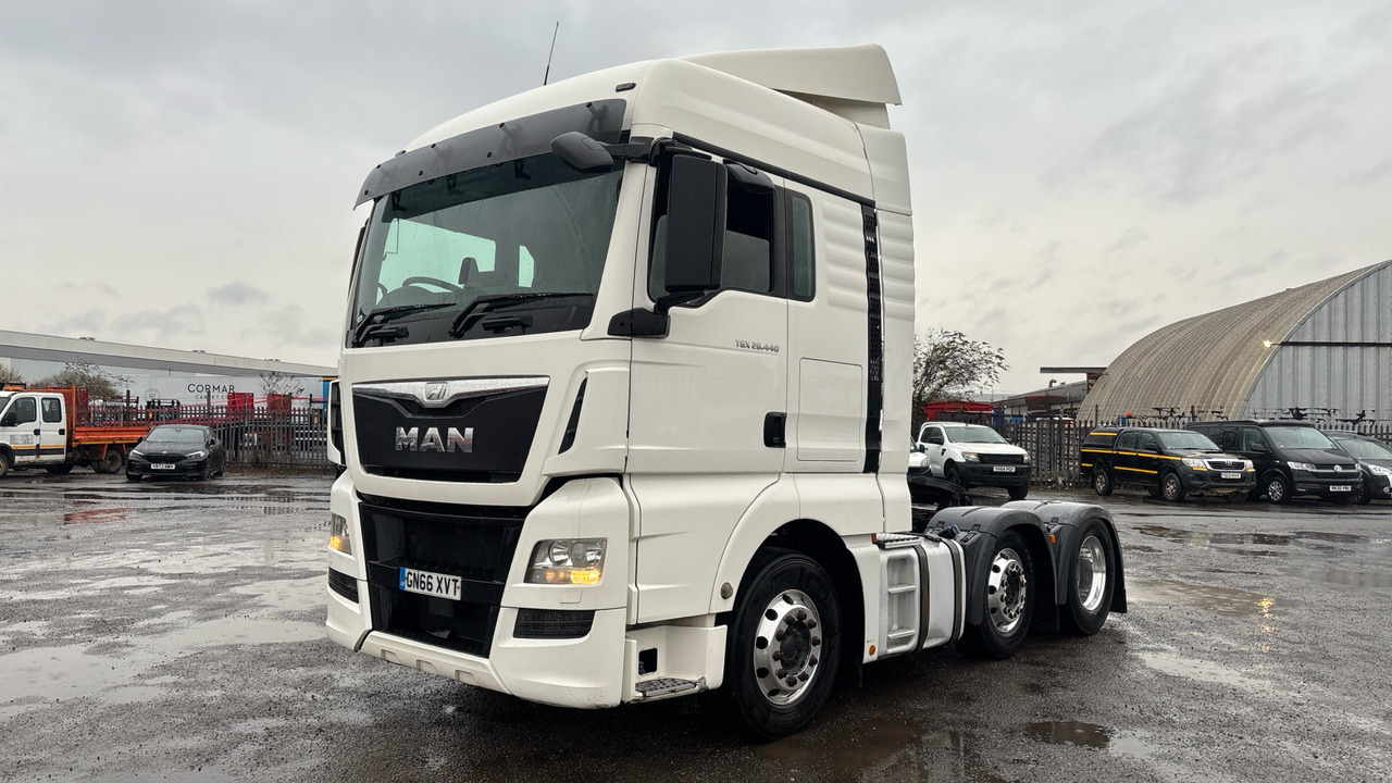MAN TGX 26.440 - شاحنة جرار: صور 2 MAN TGX 26.440 - شاحنة جرار: صور 2