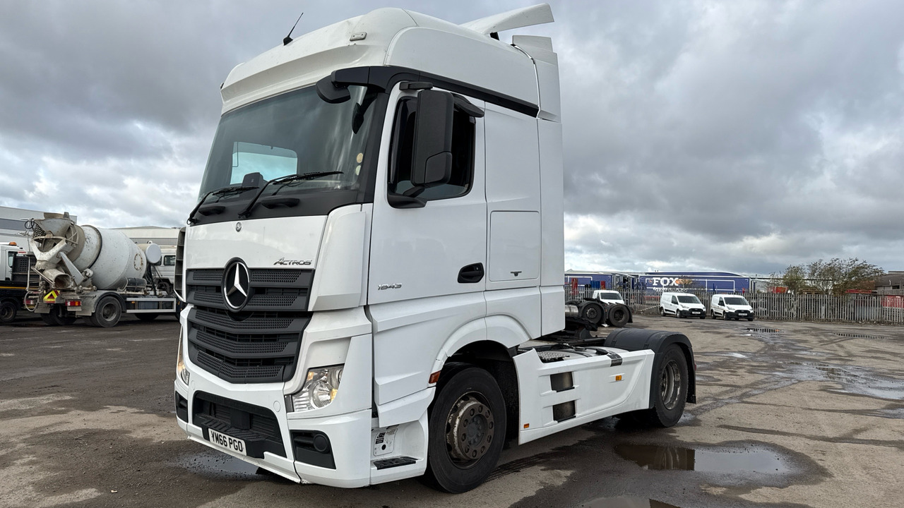 MERCEDES-BENZ ACTROS 1843 - شاحنة جرار: صور 2 MERCEDES-BENZ ACTROS 1843 - شاحنة جرار: صور 2