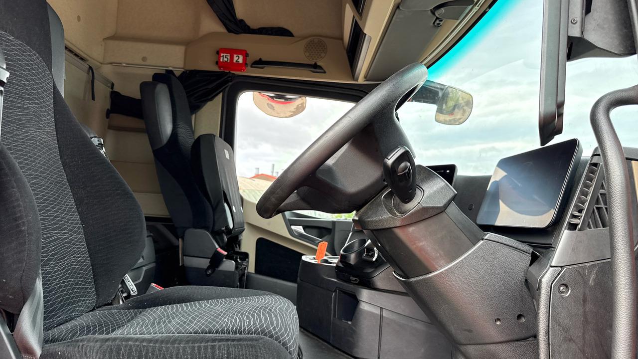 MERCEDES-BENZ ACTROS 2545 - شاحنة جرار: صور 5 MERCEDES-BENZ ACTROS 2545 - شاحنة جرار: صور 5