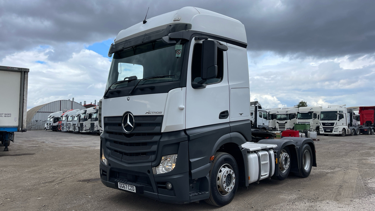 MERCEDES-BENZ ACTROS - شاحنة جرار: صور 2 MERCEDES-BENZ ACTROS - شاحنة جرار: صور 2