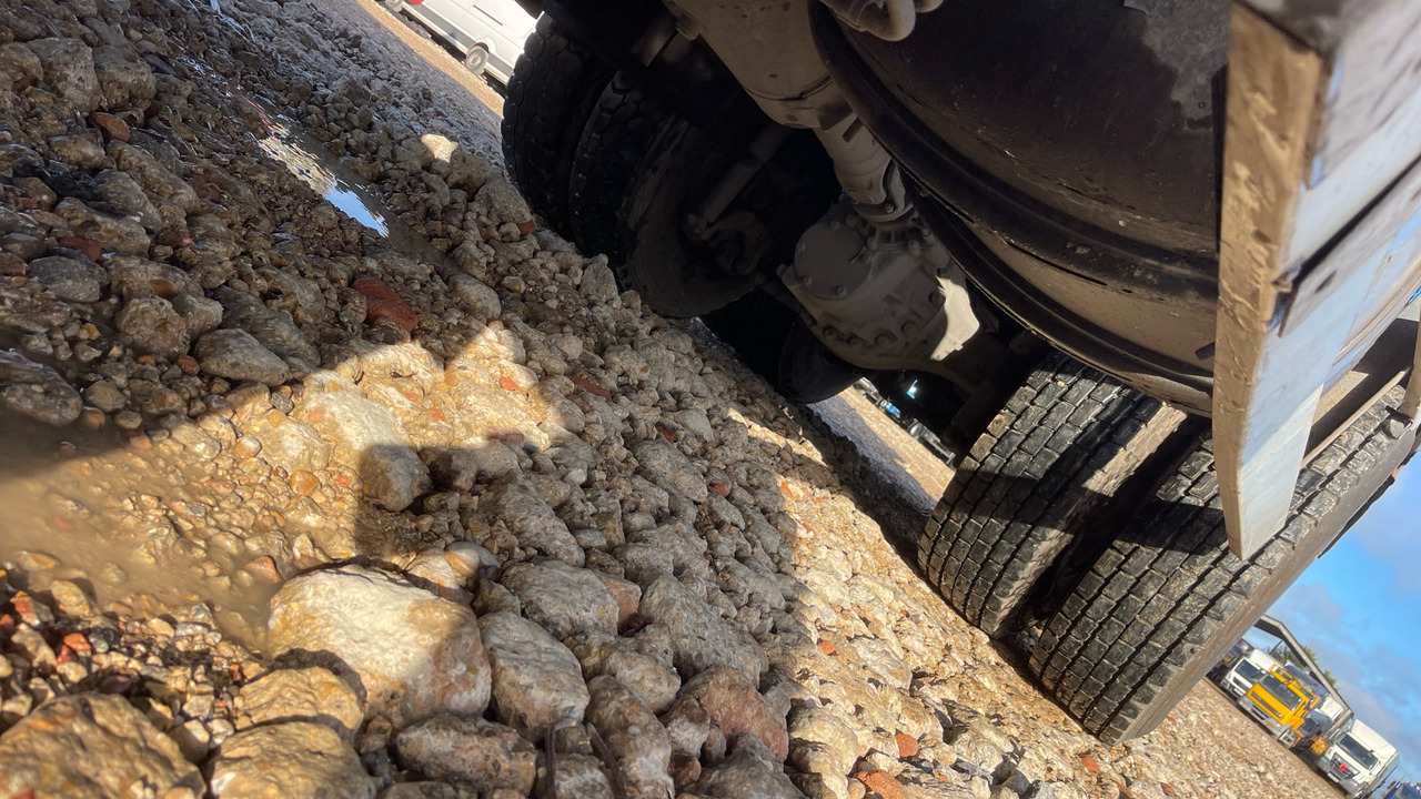 قلابات, شاحنة كرين MERCEDES-BENZ AROCS: صور 13