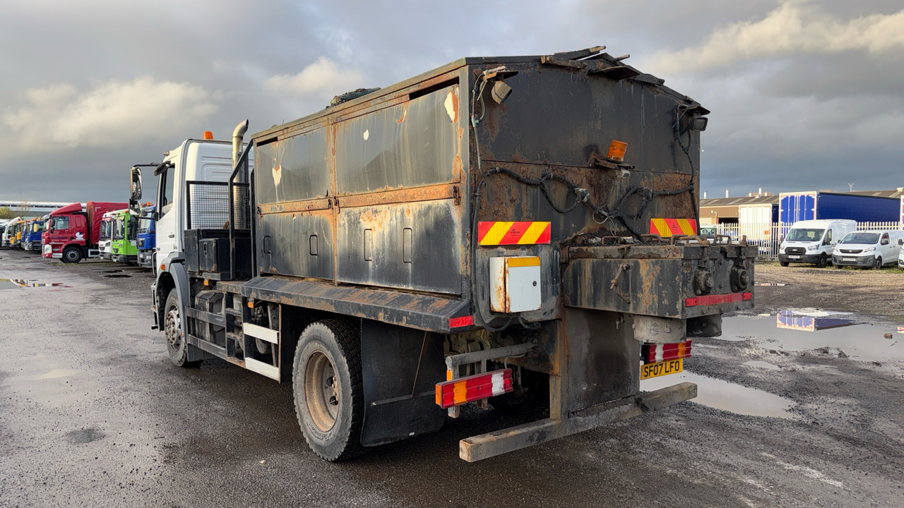 MERCEDES-BENZ AXOR 1824 - آلة أسفلت: صور 3 MERCEDES-BENZ AXOR 1824 - آلة أسفلت: صور 3