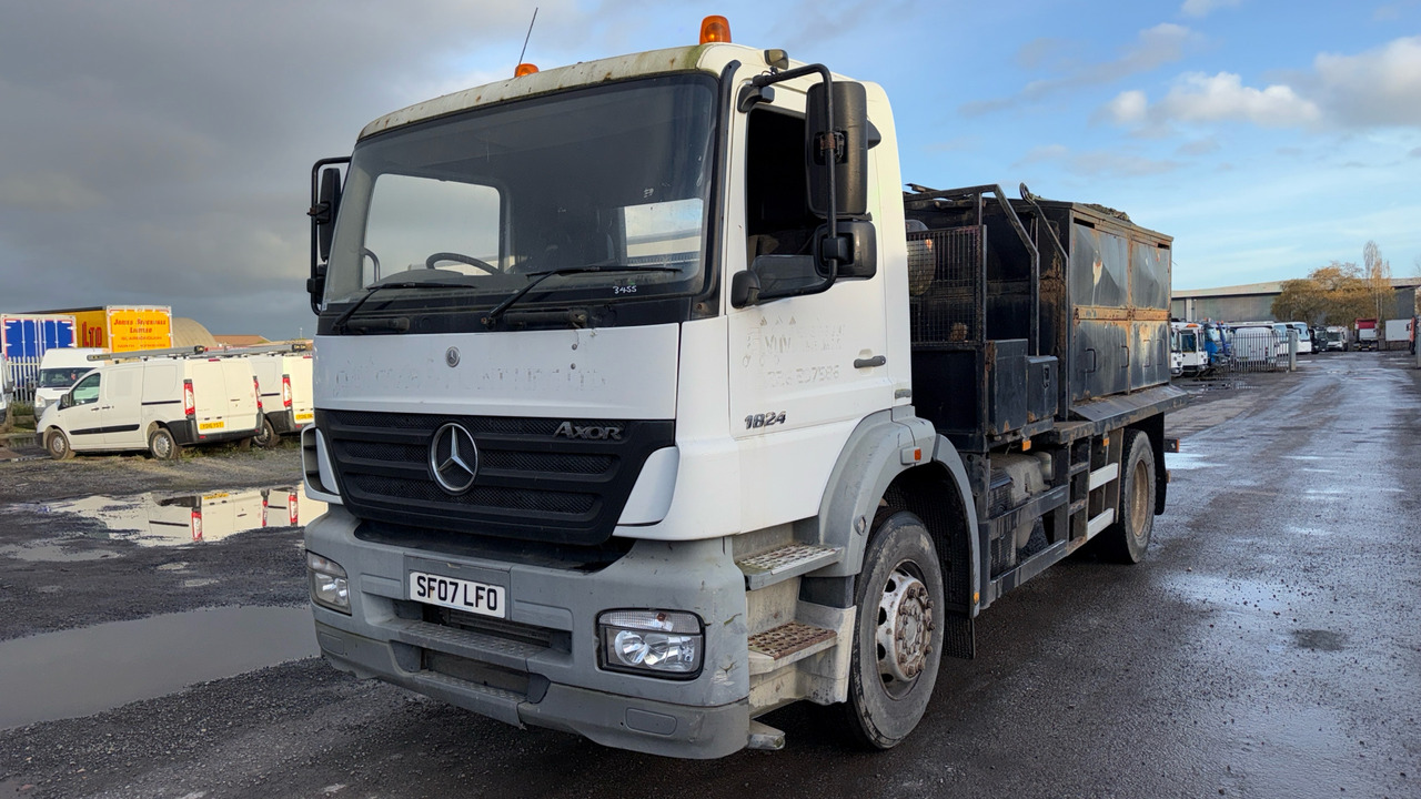 MERCEDES-BENZ AXOR 1824 - آلة أسفلت: صور 2 MERCEDES-BENZ AXOR 1824 - آلة أسفلت: صور 2
