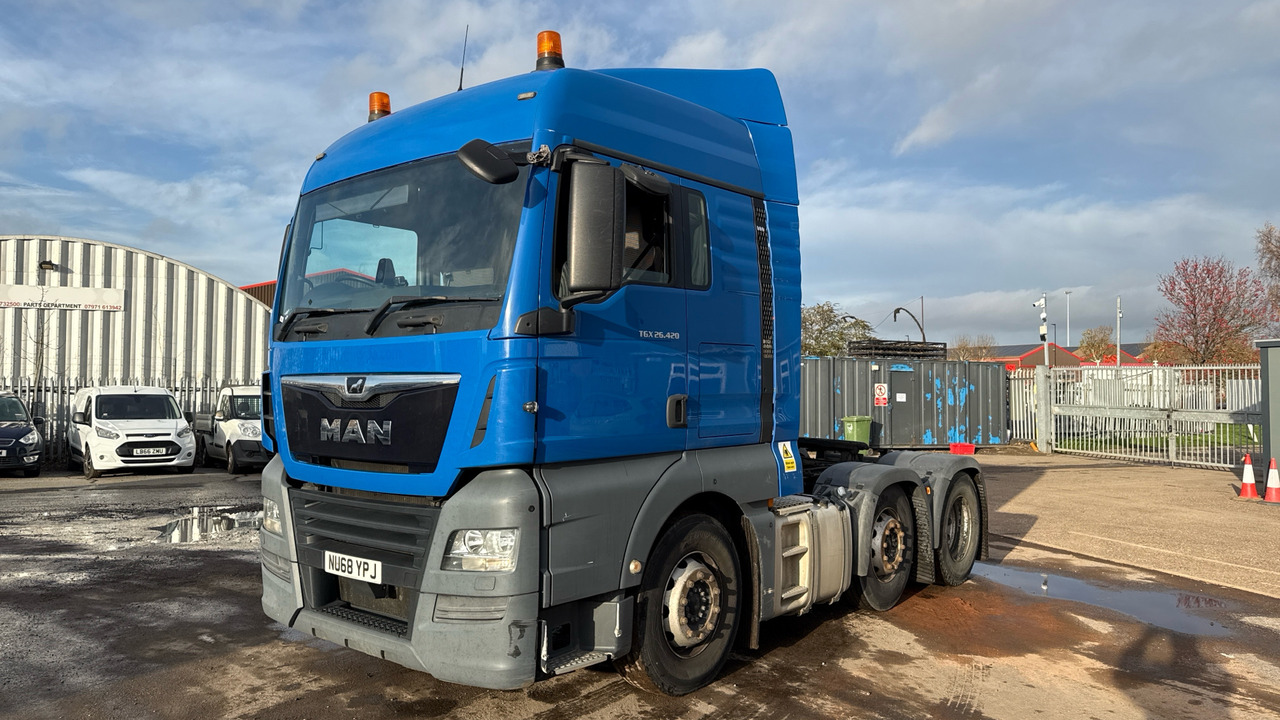 Man TGS 26.420 - شاحنة جرار: صور 2 Man TGS 26.420 - شاحنة جرار: صور 2