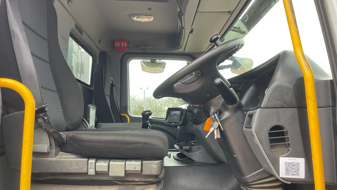 Mercedes-Benz Actros 3236 - قلابات, شاحنة كرين: صور 5 Mercedes-Benz Actros 3236 - قلابات, شاحنة كرين: صور 5