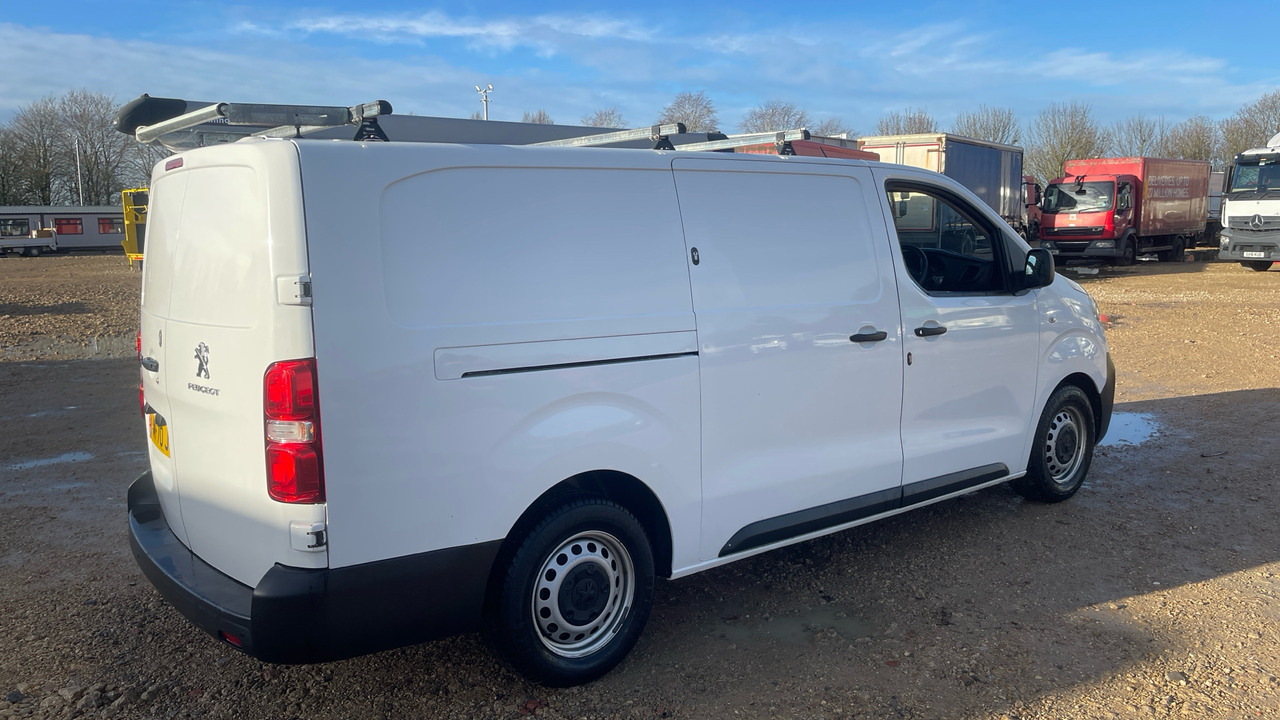 PEUGEOT EXPERT PROFESSIONAL 1200 1.5 BLUEHDI 100PS - فان المدمجة: صور 4 PEUGEOT EXPERT PROFESSIONAL 1200 1.5 BLUEHDI 100PS - فان المدمجة: صور 4