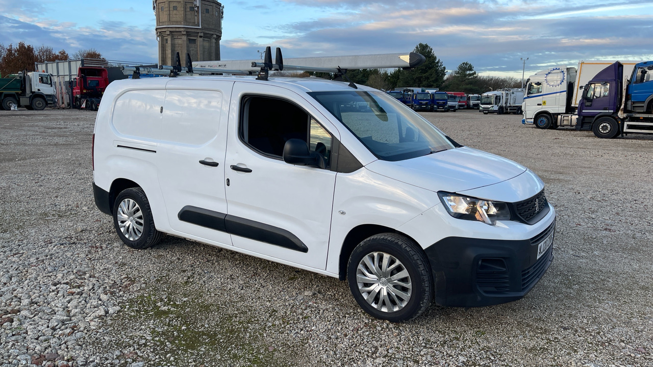 PEUGEOT PARTNER 850 1.5 BLUE HDI 100PS - فان المدمجة: صور 1 PEUGEOT PARTNER 850 1.5 BLUE HDI 100PS - فان المدمجة: صور 1