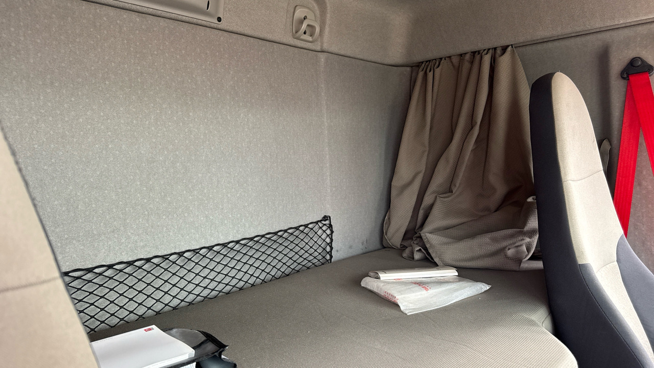شاحنة خلاطة خرسانة RENAULT PREMIUM 430 DXI: صور 17
