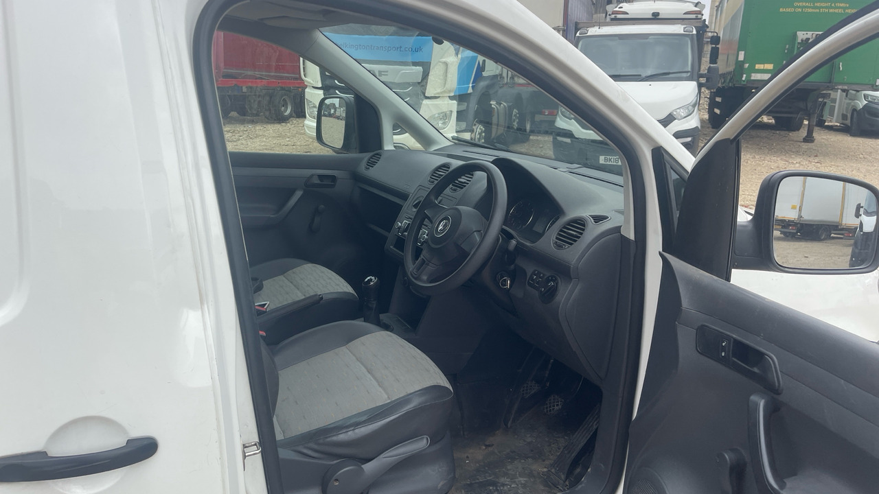 VOLKSWAGEN CADDY C20 1.6 TDI BLUE MOTION 102PS - فان المدمجة: صور 5 VOLKSWAGEN CADDY C20 1.6 TDI BLUE MOTION 102PS - فان المدمجة: صور 5