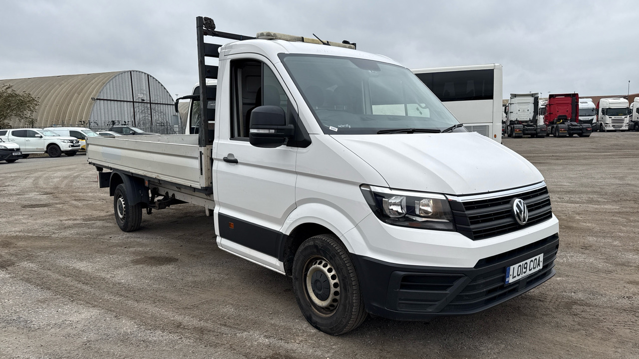 VOLKSWAGEN CRAFTER CR35 2.0 TDI 140PS - الشاحنات الصغيرة المسطحة: صور 1 VOLKSWAGEN CRAFTER CR35 2.0 TDI 140PS - الشاحنات الصغيرة المسطحة: صور 1