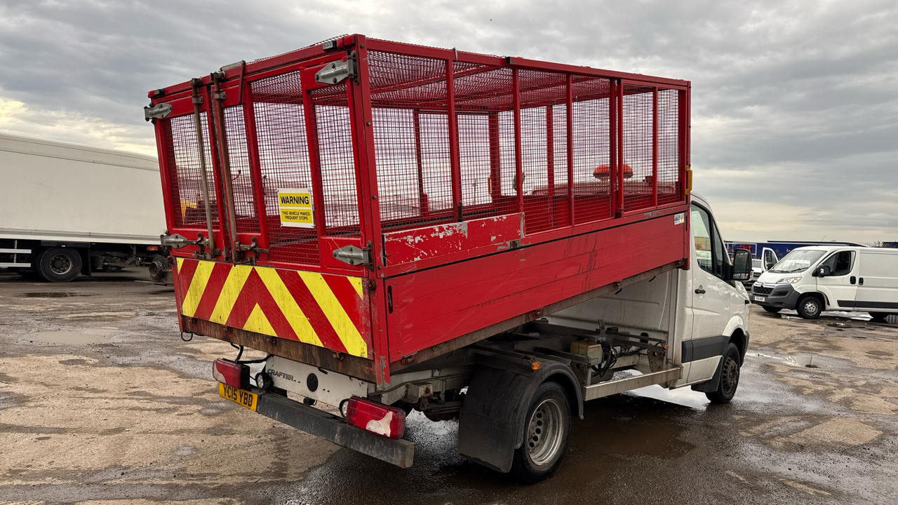 VOLKSWAGEN CRAFTER CR50 TDI - قلاب صغير: صور 4 VOLKSWAGEN CRAFTER CR50 TDI - قلاب صغير: صور 4