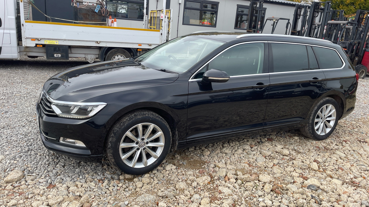 VOLKSWAGEN PASSAT 2.0 TDI - سيارة ستيشن: صور 2 VOLKSWAGEN PASSAT 2.0 TDI - سيارة ستيشن: صور 2