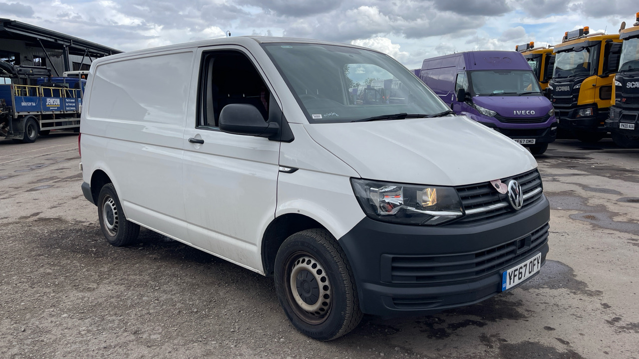 VOLKSWAGEN TRANSPORTER T28 2.0 TDI BMT 102PS S-LINE - فان المدمجة: صور 1 VOLKSWAGEN TRANSPORTER T28 2.0 TDI BMT 102PS S-LINE - فان المدمجة: صور 1