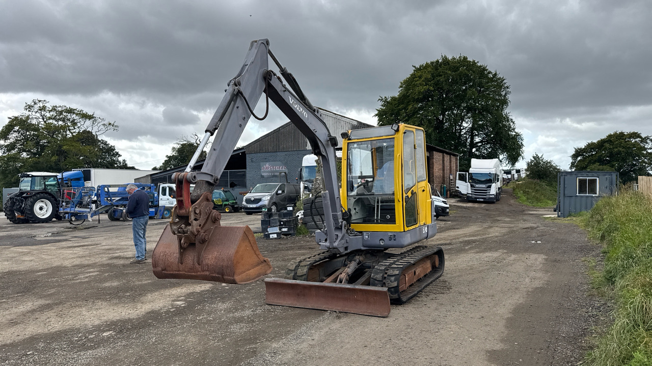 VOLVO EC45 - معدات البناء: صور 2 VOLVO EC45 - معدات البناء: صور 2