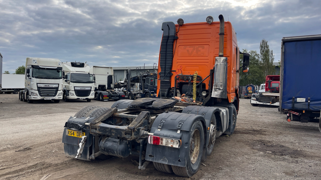 VOLVO FH 12 - شاحنة جرار: صور 5 VOLVO FH 12 - شاحنة جرار: صور 5