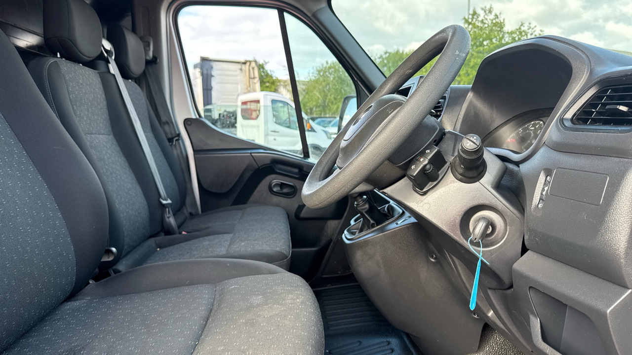 Vauxhall Movano 3500 2.3 Turbo D 135ps - الشاحنات الصغيرة كابينة مزدوجة: صور 5 Vauxhall Movano 3500 2.3 Turbo D 135ps - الشاحنات الصغيرة كابينة مزدوجة: صور 5