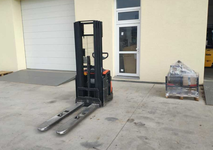 BT SWE120, forks 1400 mm - معدات تكديس: صور 1 BT SWE120, forks 1400 mm - معدات تكديس: صور 1