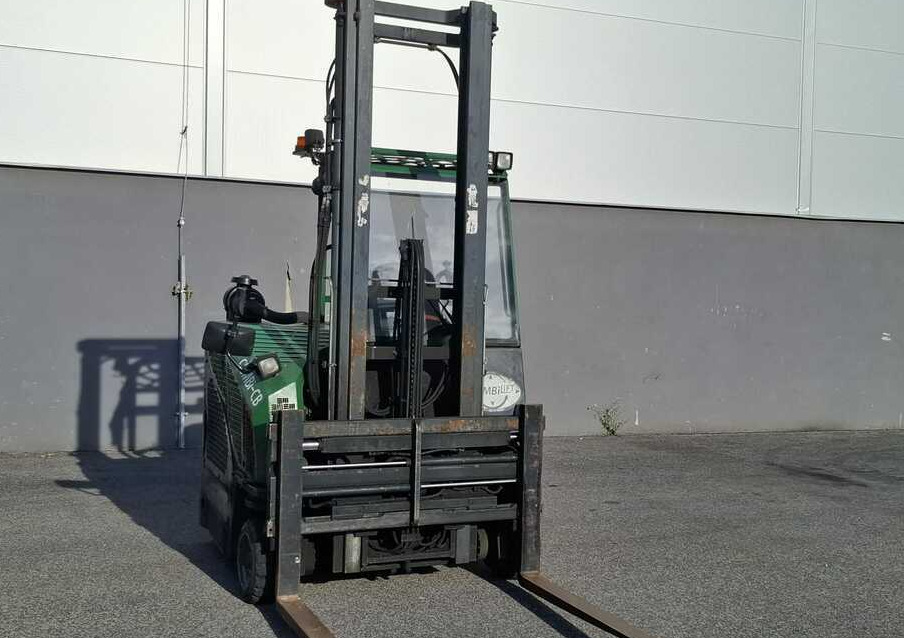 Combilift C3000CB - شاحنة المناولة رباعية الاتجاهات: صور 4 Combilift C3000CB - شاحنة المناولة رباعية الاتجاهات: صور 4