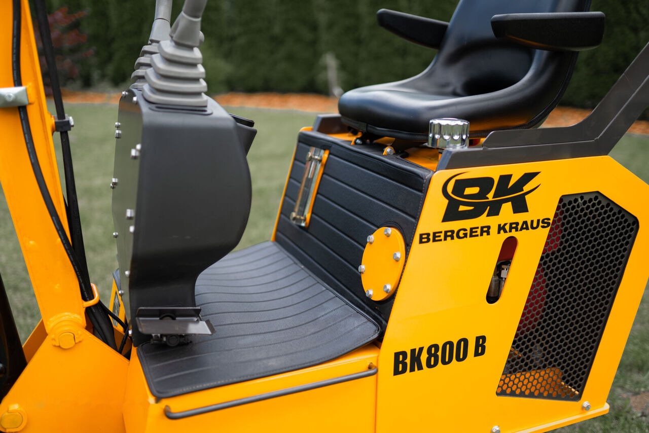 Berger Kraus Mini Excavator BK800B with FULL equipment - حفارة مصغرة: صور 4 Berger Kraus Mini Excavator BK800B with FULL equipment - حفارة مصغرة: صور 4
