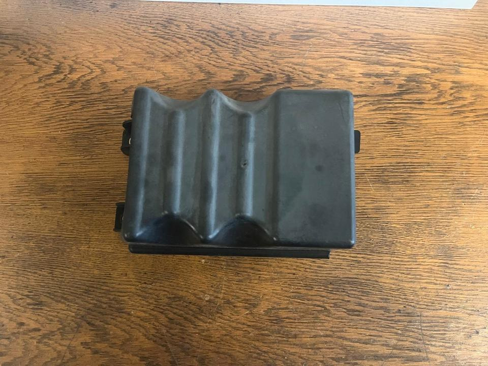 IVECO Multiplex System Rear Frame Computer Steuergerät 504280976 - كتلة التحكم: صور 5 IVECO Multiplex System Rear Frame Computer Steuergerät 504280976 - كتلة التحكم: صور 5