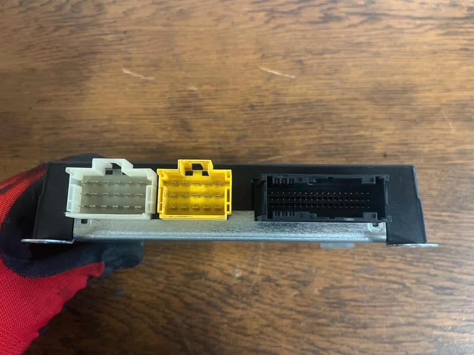 IVECO WABCO VCM-ECU Steuergerät 504342304 - كتلة التحكم: صور 4 IVECO WABCO VCM-ECU Steuergerät 504342304 - كتلة التحكم: صور 4