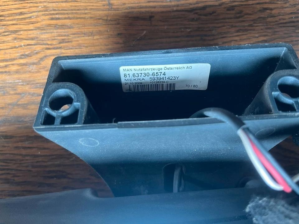 MAN Außenspiegel, Rampenspiegel elektrisch 81637306574 - المرآة الخلفية - شاحنة: صور 2 MAN Außenspiegel, Rampenspiegel elektrisch 81637306574 - المرآة الخلفية - شاحنة: صور 2