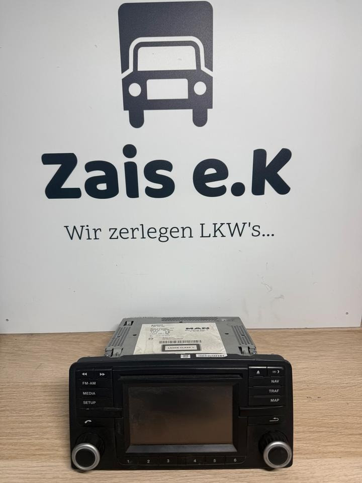 MAN BOSCH Multimedia Radio 81.28100-6026 - نظم الملاحة - شاحنة: صور 1 MAN BOSCH Multimedia Radio 81.28100-6026 - نظم الملاحة - شاحنة: صور 1