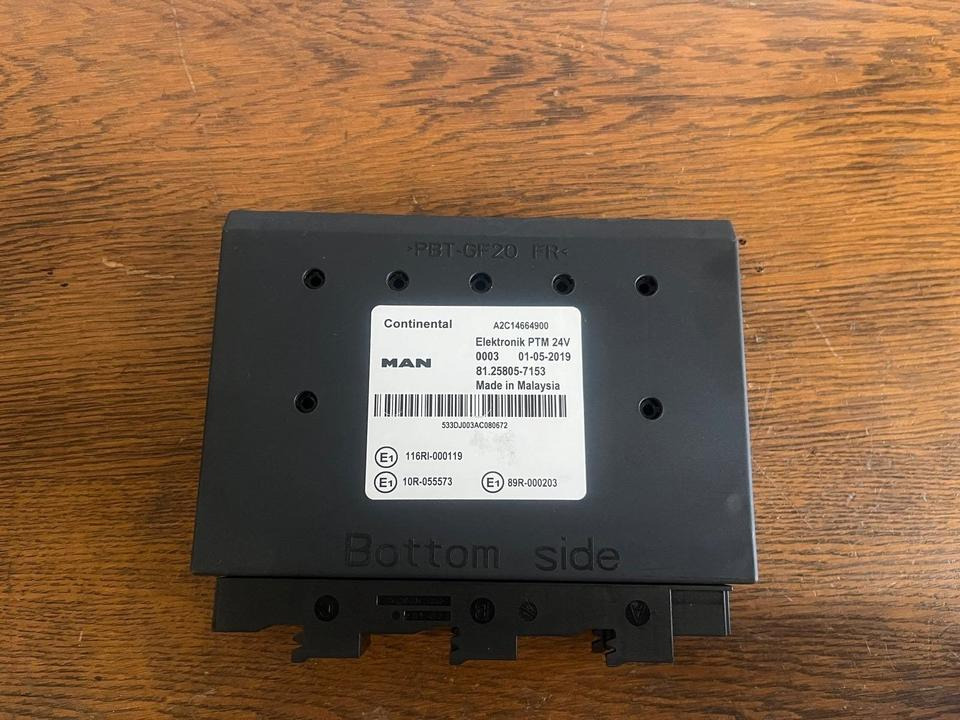 MAN Continental Elektronik PTM Steuergerät 81.25805-7153 - كتلة التحكم - شاحنة: صور 2 MAN Continental Elektronik PTM Steuergerät 81.25805-7153 - كتلة التحكم - شاحنة: صور 2