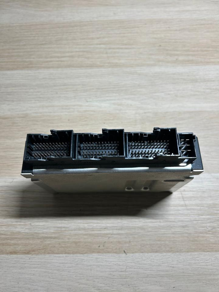 MAN Continental Elektronik PTX Steuergerät 81.25805-7151 - قطع الغيار: صور 3 MAN Continental Elektronik PTX Steuergerät 81.25805-7151 - قطع الغيار: صور 3