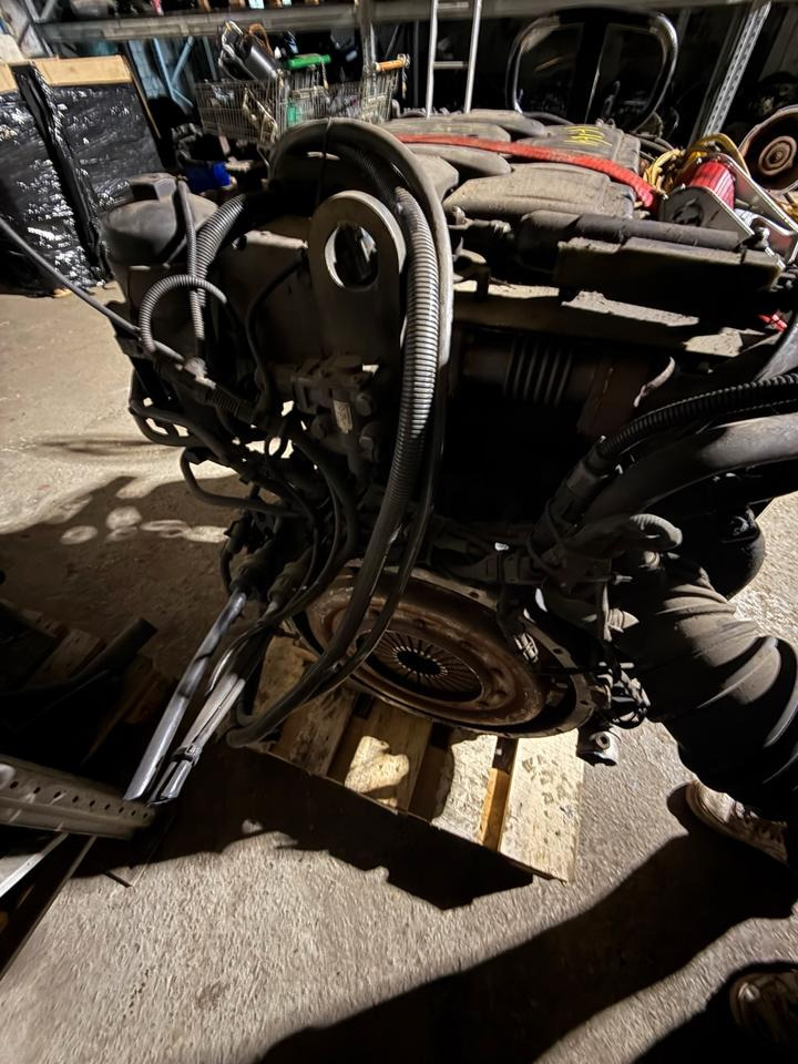 MAN Motor 12.180 EU5 D0834 LFL 64 - المحرك - شاحنة: صور 4 MAN Motor 12.180 EU5 D0834 LFL 64 - المحرك - شاحنة: صور 4