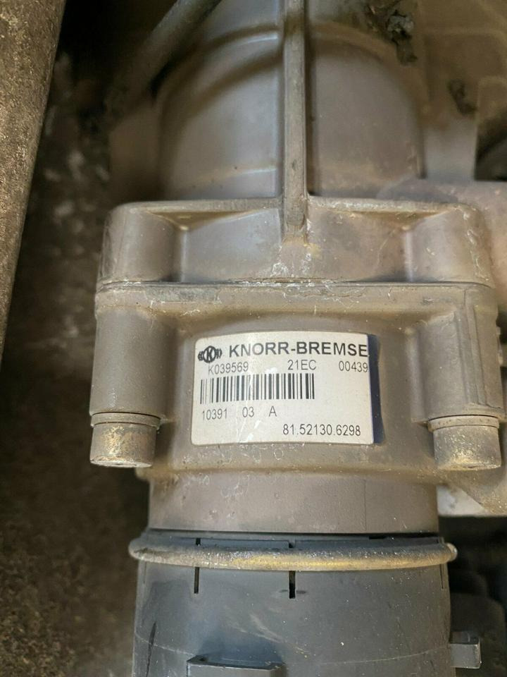 MAN TGA TGX Fußbremsventil 81259706103 Knorr Bremse 81521306298 - صمام الفرامل - شاحنة: صور 4 MAN TGA TGX Fußbremsventil 81259706103 Knorr Bremse 81521306298 - صمام الفرامل - شاحنة: صور 4
