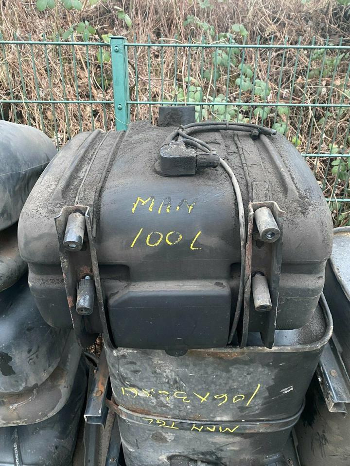 MAN TGL Original Tank Tankbehälter 100L - خزان وقود - شاحنة: صور 1 MAN TGL Original Tank Tankbehälter 100L - خزان وقود - شاحنة: صور 1
