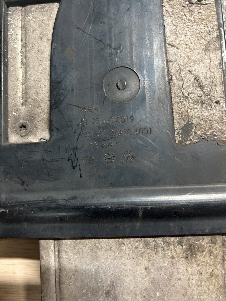 MAN TGX TGS Radarsensor 81.27610.0019 - مِکشاف - شاحنة: صور 4 MAN TGX TGS Radarsensor 81.27610.0019 - مِکشاف - شاحنة: صور 4