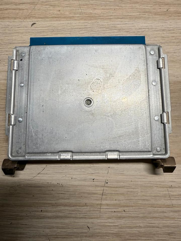 Mercedes Actros MP4 KNORR-BREMSE EBS Steuergerät A0014460036 - كتلة التحكم: صور 4 Mercedes Actros MP4 KNORR-BREMSE EBS Steuergerät A0014460036 - كتلة التحكم: صور 4