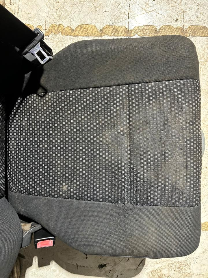 Mercedes Atego 3 Fahrersitz mit Luft - مقاعد السيارات - شاحنة: صور 3 Mercedes Atego 3 Fahrersitz mit Luft - مقاعد السيارات - شاحنة: صور 3