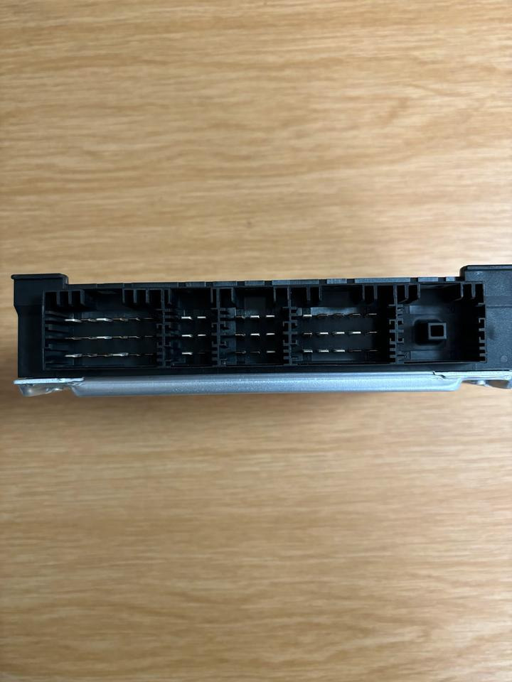 Mercedes KNORR BREMSE ABS Elektronik Steuergerät A0004464314 - كتلة التحكم - شاحنة: صور 3 Mercedes KNORR BREMSE ABS Elektronik Steuergerät A0004464314 - كتلة التحكم - شاحنة: صور 3