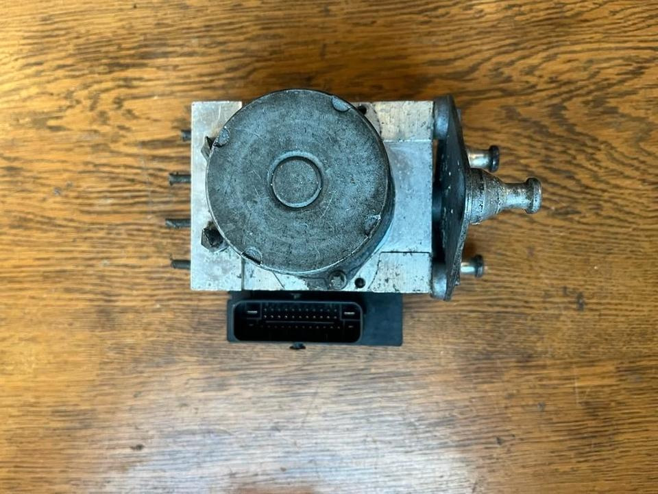 Mercedes Sprinter Hydraulikblock ABS Pumpe A0074313812 - علم السوائل المتحركة - شاحنة: صور 1 Mercedes Sprinter Hydraulikblock ABS Pumpe A0074313812 - علم السوائل المتحركة - شاحنة: صور 1