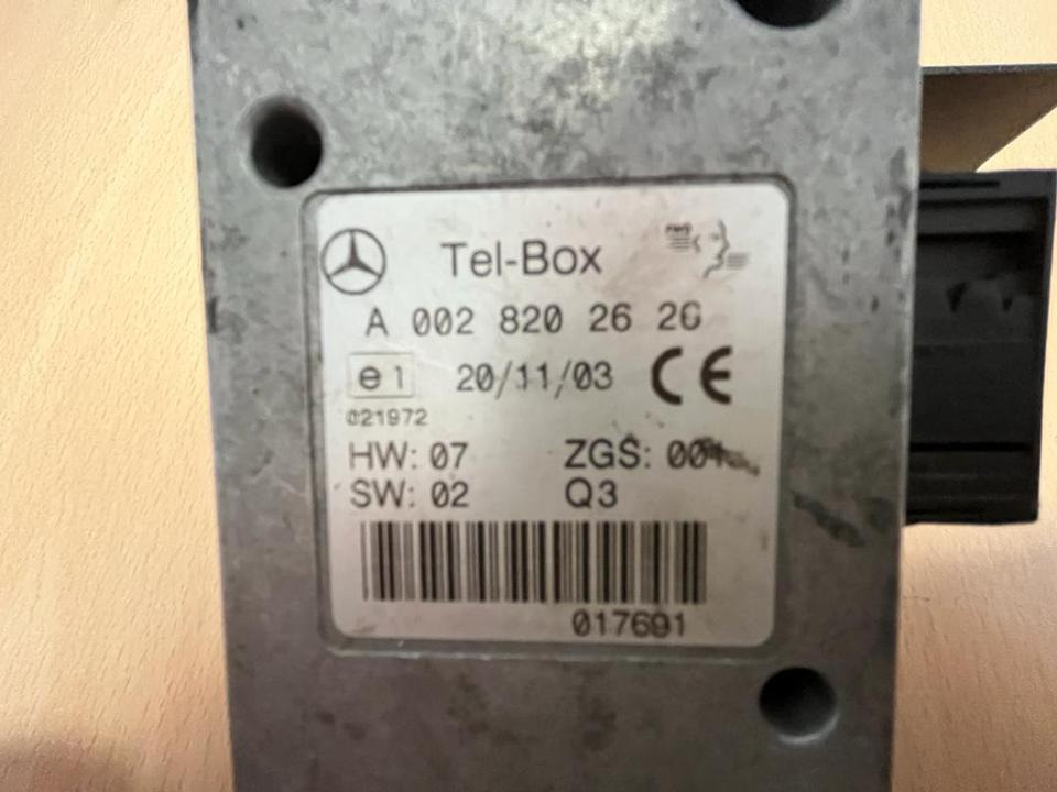 Mercedes Tel-Box Steuergerät Telefon A 002 820 26 26 - كتلة التحكم - شاحنة: صور 2 Mercedes Tel-Box Steuergerät Telefon A 002 820 26 26 - كتلة التحكم - شاحنة: صور 2