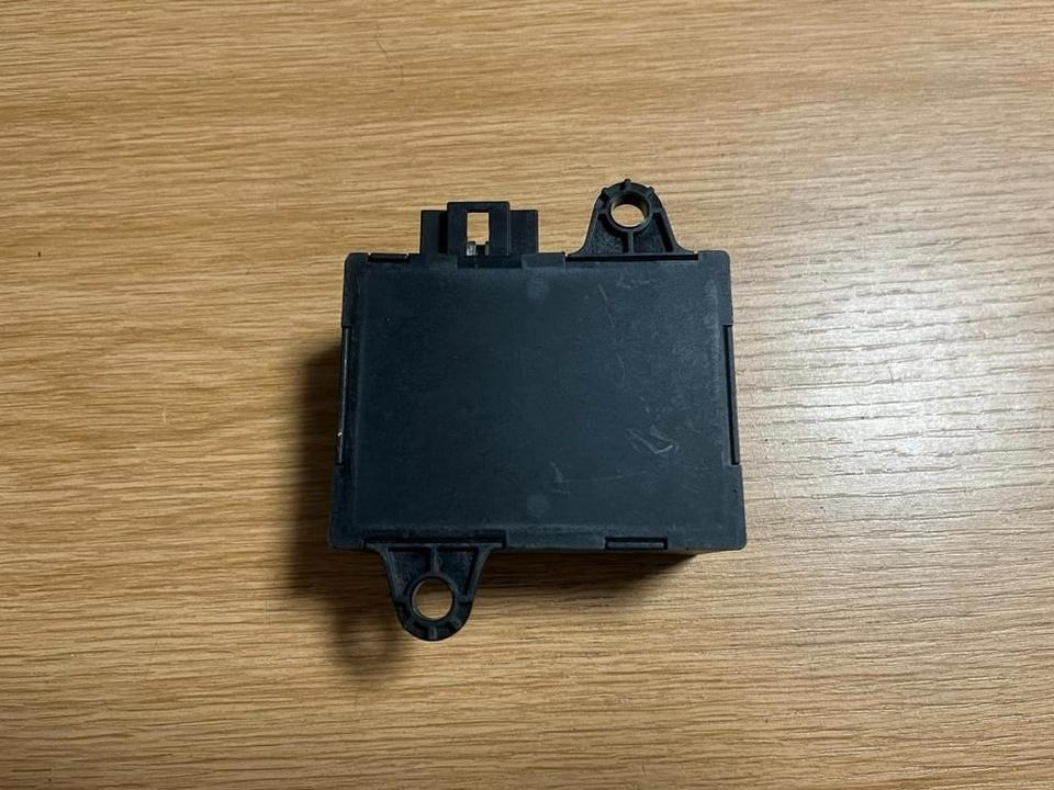 Mercedes VITO W638 Steuergerät Wegfahrsperre 0265451732 - كتلة التحكم - شاحنة: صور 4 Mercedes VITO W638 Steuergerät Wegfahrsperre 0265451732 - كتلة التحكم - شاحنة: صور 4