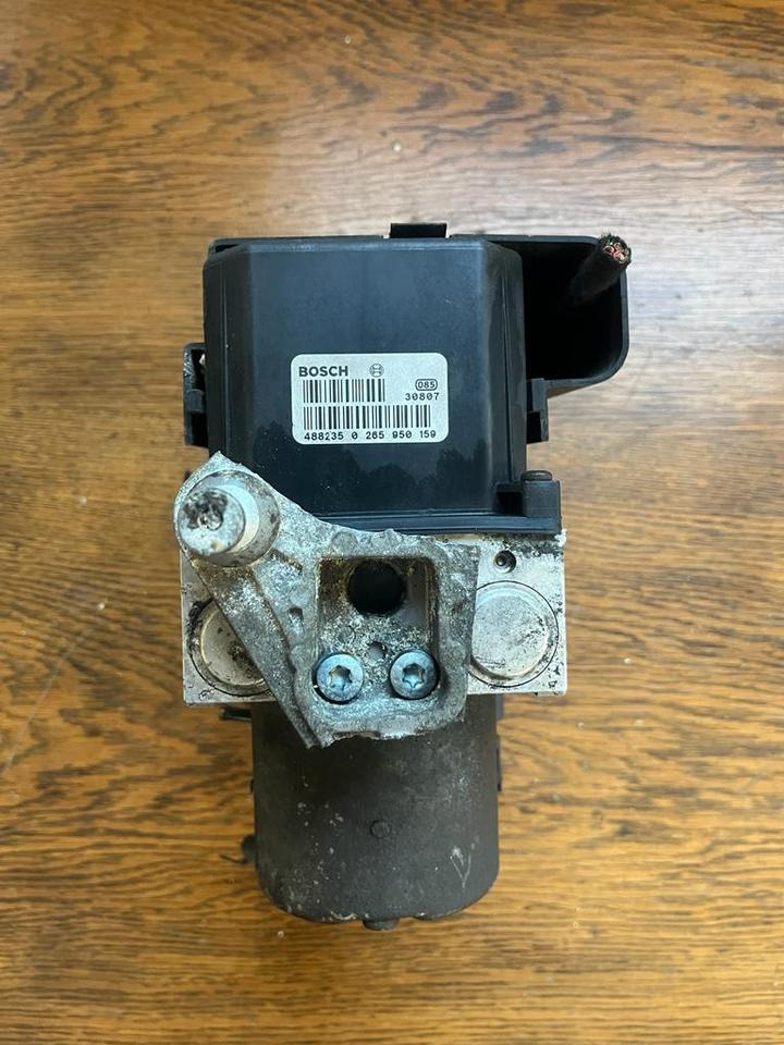 Mercedes Vito Hydraulikblock ABS Pumpe A0014460989 - علم السوائل المتحركة - شاحنة: صور 4 Mercedes Vito Hydraulikblock ABS Pumpe A0014460989 - علم السوائل المتحركة - شاحنة: صور 4