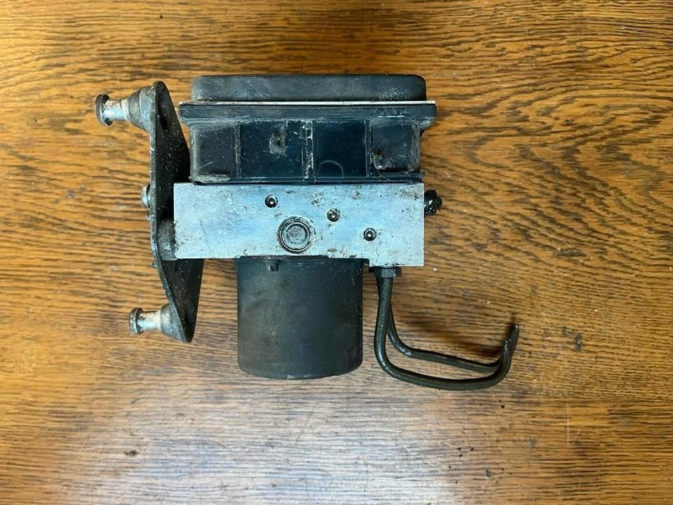 Mercedes Vito Hydraulikblock ABS Pumpe A0014468989 - علم السوائل المتحركة - شاحنة: صور 4 Mercedes Vito Hydraulikblock ABS Pumpe A0014468989 - علم السوائل المتحركة - شاحنة: صور 4